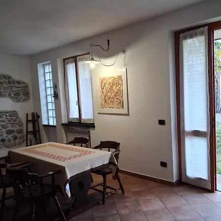 度假居 Il Borghetto Castano Primo